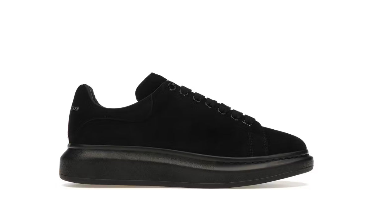 Alexander McQueen - Triple Black