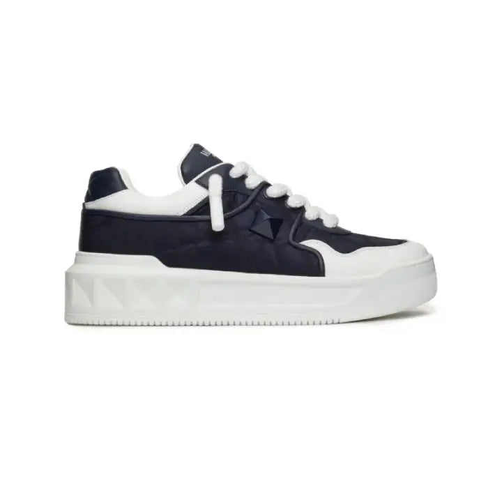 Valentino Garavani - One Stud Black White